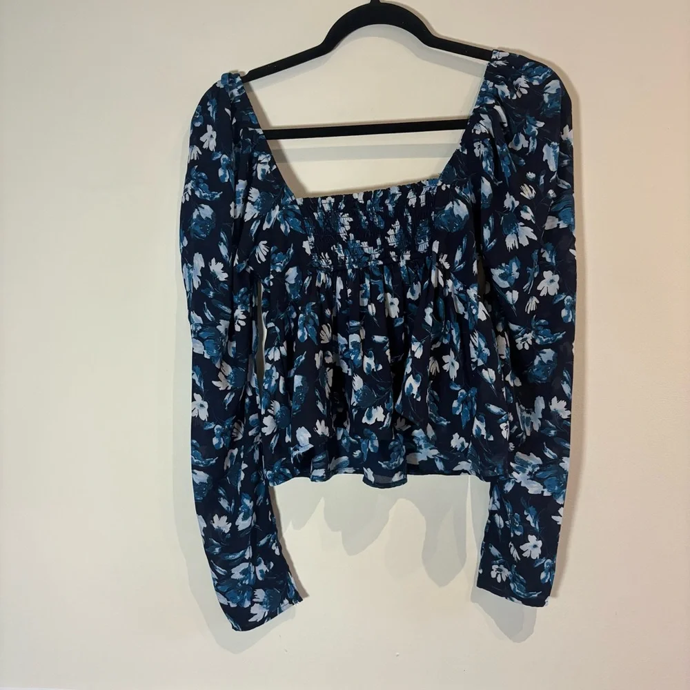 Abercrombie & Fitch Smocked Babydoll Cropped Blouse Black Blue Floral - XS